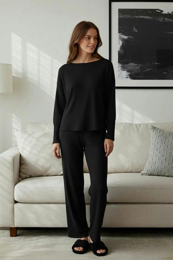 WOVCOR 2-Piece Ribbed Long-Sleeve Pajama Set