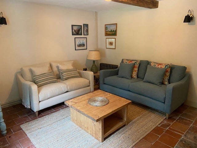 The Bespoke Carpentry Co Farmhouse Coffee Table with Storage