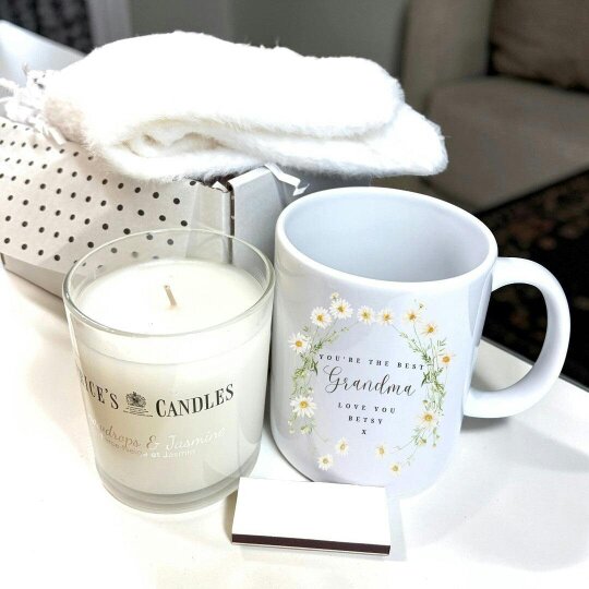 Aye Do Gifts Personalised Daisy Flower Mug, Candle & Socks Gift Hamper | Birthday Gift