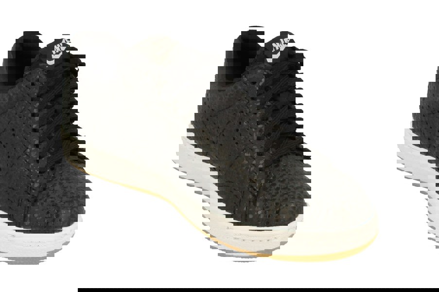 Nike Womens Tennis Classic Ultra PRM Trainers 749647  002 - Black White 002 - Photo 3