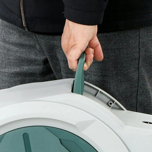 Bobobiy Retractable Hose Reel Wall Mounted, 20+2m Garden Hose Pipe Reel with Lock, 7 in 1 Spray Nozzle, 180° Swivel, 48 x 20 x 42 cm, Light Grey