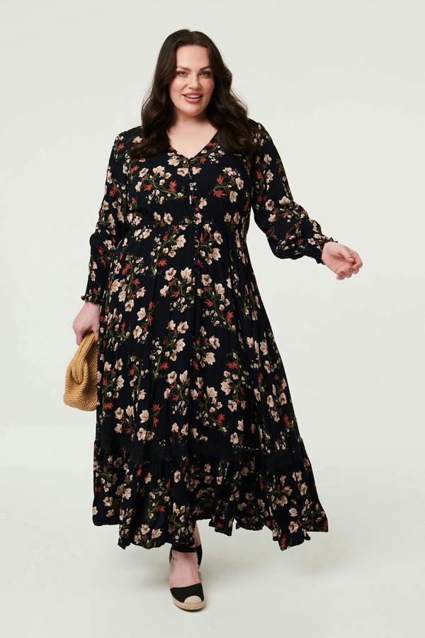 Izabel London Curve Floral Shirred V-Neck Maxi Dress