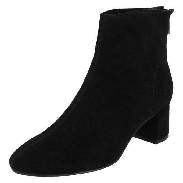 Leather Collection Ladies Leather Collection Suede Leather Ankle Boots F50966