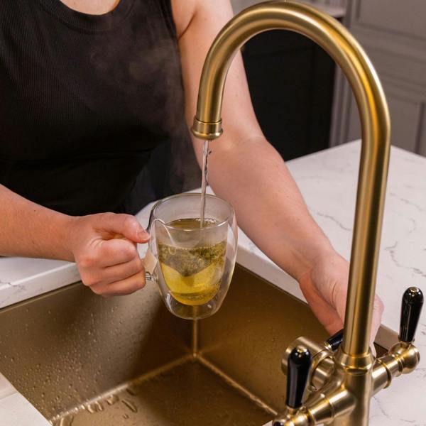 Flode korsa | Traditional Cruciform Style 3 in 1 Instant Boiling Tap | Black Ceramic Levers | Brushed Brass Finish