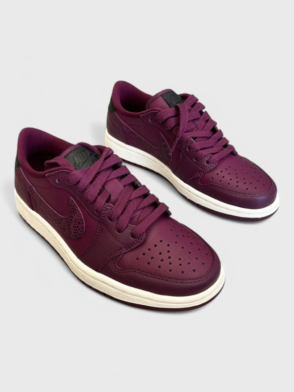 Nike Air Jordan 1 Low 'Bordeaux' Sample Wmns - Supplied FashionNike