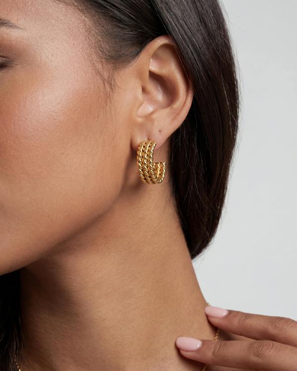 Elk & Bloom Triple Twisted C 14k Gold Huggie Hoops