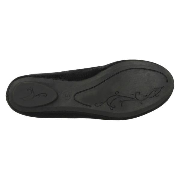 Spot On Ladies Spot On Flat Ballerina Metal Flower Attachment Bow