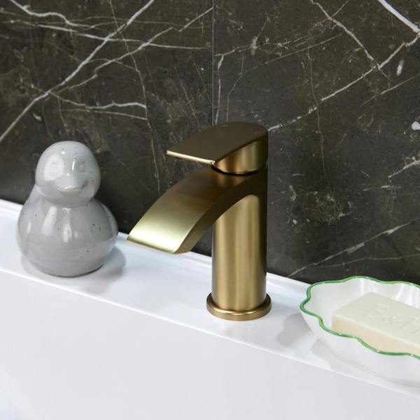 Flode Falun | Mono Basin Mixer Tap | Brushed Brass