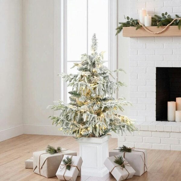 Bobobiy 3ft Prelit Flocked Christmas Tree, Artificial Snow Flocked Spruce with 100 Warm White LED Lights, 8 Modes, Green