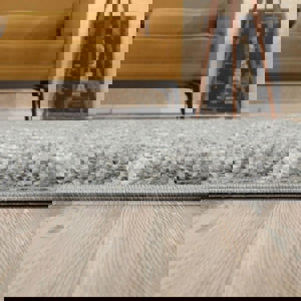 Moroccan Shaggy Grey rug plush rug combines softness, durability