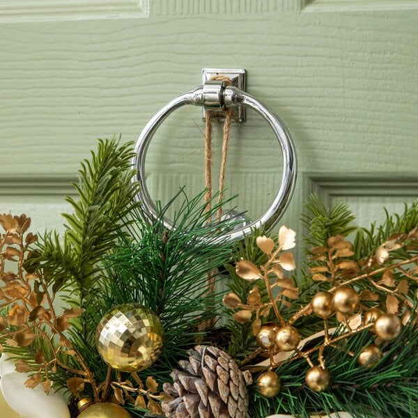 Samuel Alexander 40cm Champagne Magnolia Decorated Christmas Wreath