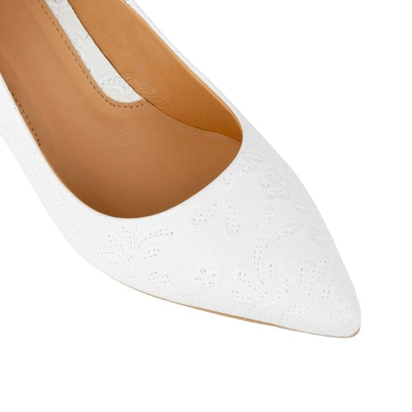 Embassy London Sophia Hollywood - Wedding White - Women's pointed 4 inch pump in white floral emboss leather