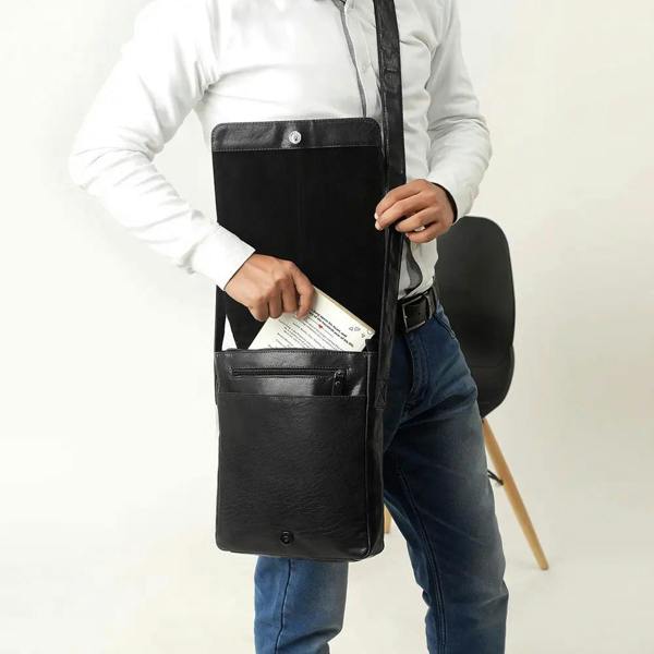 Bridge Messenger Bag 08