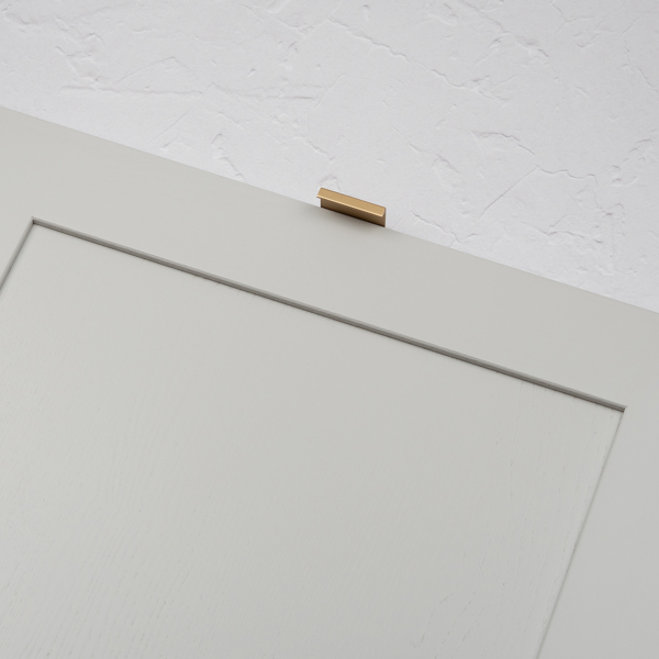 Handle & Home Satin Brass Squared Edge Mount Lip Pull Handles