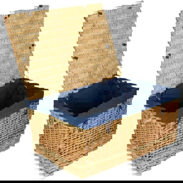 Wicker Picnic Baket with Lining