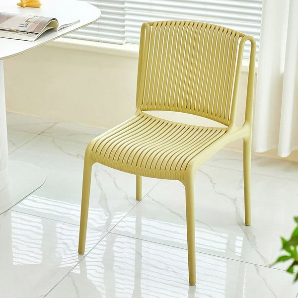 Weilai Concept Upton Plastic Dining Chair