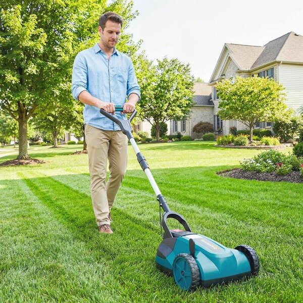 18V Cordless Lawnmower with 2 x 4Ah Batteries & Charger, Battery Lawn Mower with 21cm Cutting Width, 3 Cutting Heights - Blue