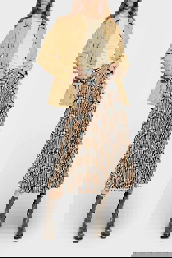 Burberry Paisley Print Logo T Shirt Candle Beige