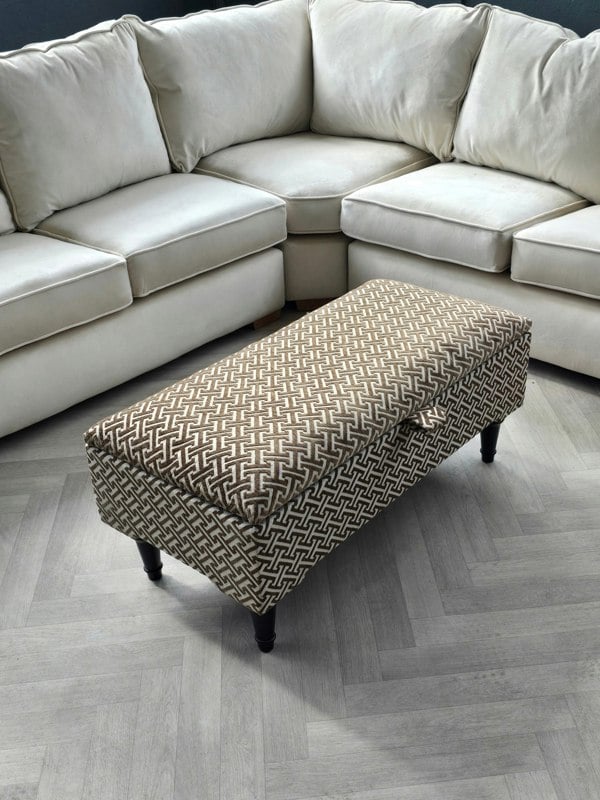 ISTOOLS Multifunctional Eden Brown Bloc Pattern Geometry Coffee Table Storage Ottoman Pouffe – Stylish Living Room Footstool