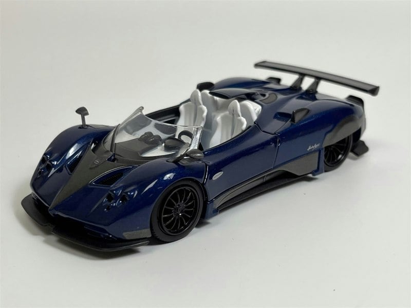 Tayumo Pagani Zonda HP Barchetta LHD Blue 1:36 Tayumo 36120210