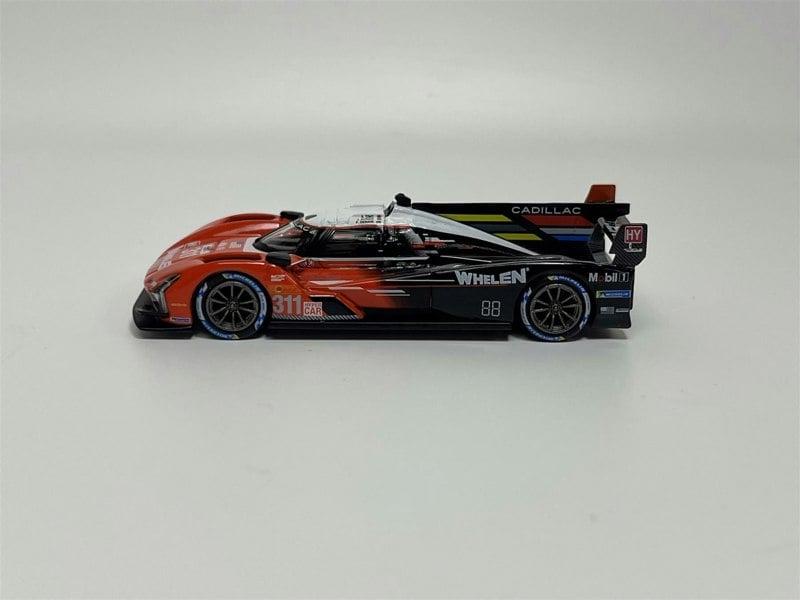 Mini GT Cadillac V Series R #311 2023 Le Mans 24 HRS 1:64 Mini GT MGT00736L