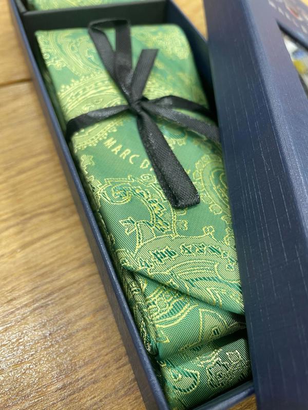MARC DARCY Paisley Tie & Pocket Square Set - Green