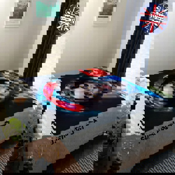 BritishmadeGifts White As Snow Fleece Throw - Large Size 150cm x 150cm