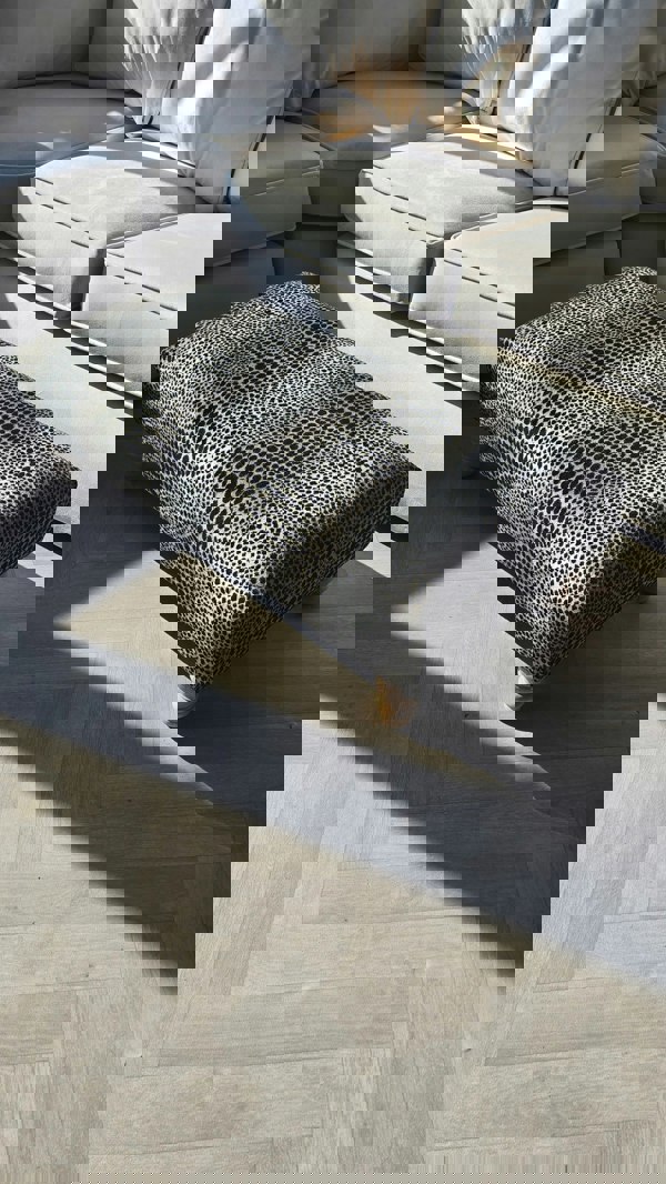 ISTOOLS Premium Leopard Print Ottoman Bench – Fabric Footstool & Coffee Table (Non-Storage)