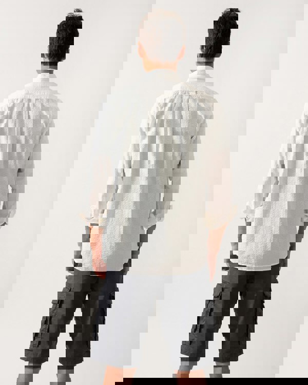 GANT Mens Regular Fit Solid Seersucker Shirt - 113 Eggshell