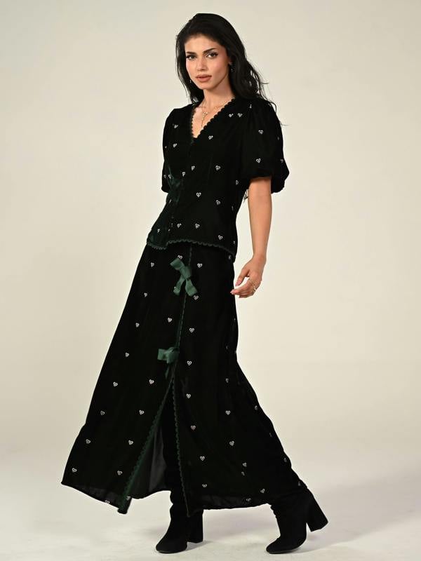 Rose & Nancy Illy Green Embroidered Heart Velvet Skirt