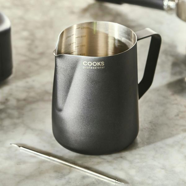 Cooks Professional Stainless Steel 600ml Milk Steaming Jug | Black | Latte Art Pen Included