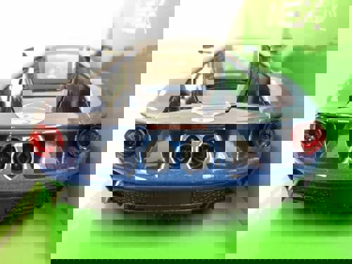 ford gt blue 1:24-27 scale welly 24082 new boxed