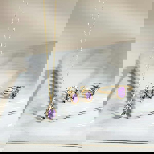 classic-oval-amethyst-diamond-heart-pendant-necklace-in-9ct-yellow-gold-135p2142019 Flatlay