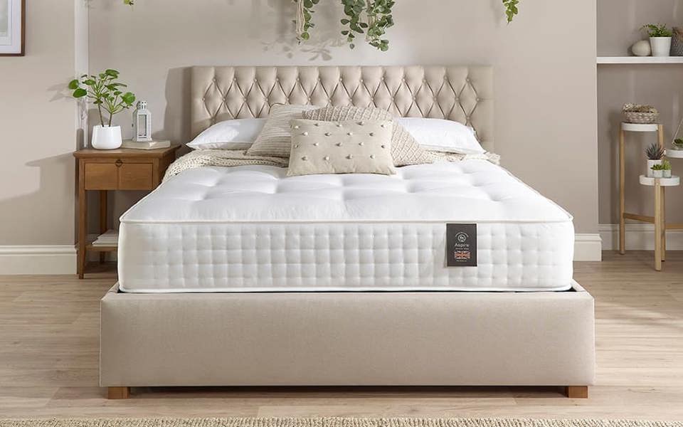 Aspire Natural Cashmere and Silk 3000 Pocket Mattress Image