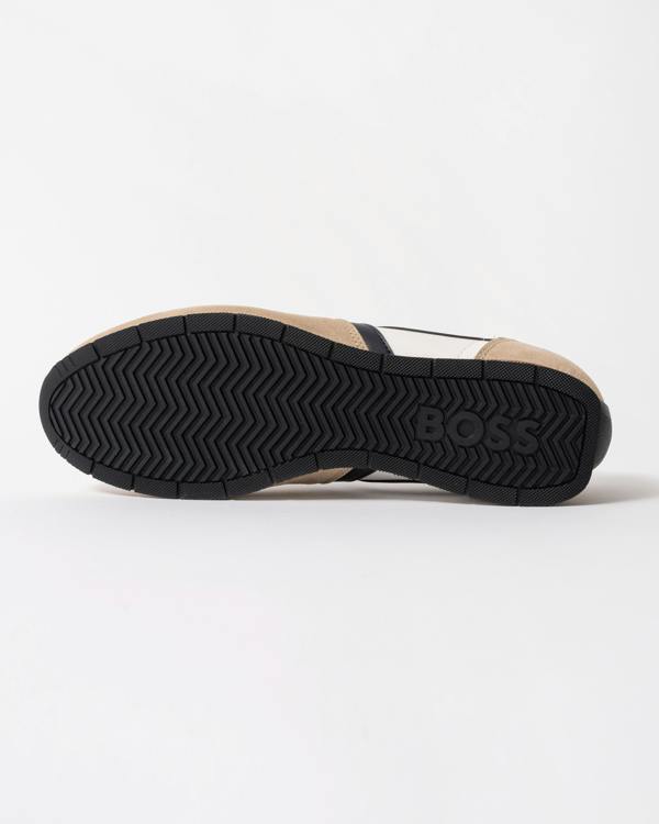 sole of BOSS Orange Levon Runn pumi Mens Trainers in Open White 124