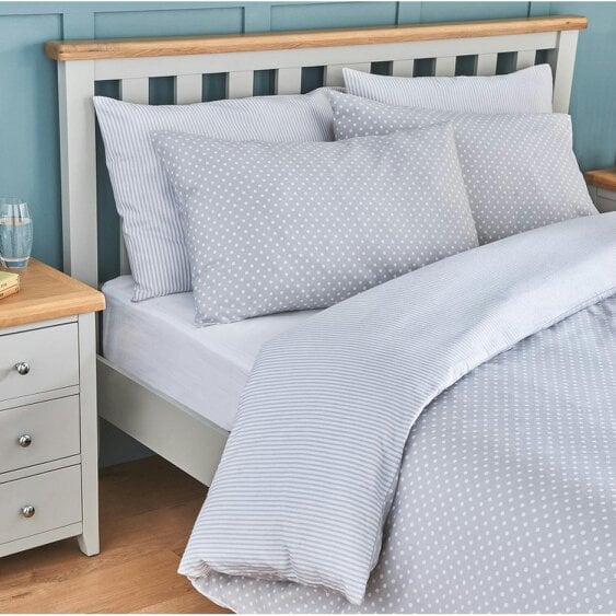Scotts of Stow Patterned Brushed Cotton Fitted Sheet