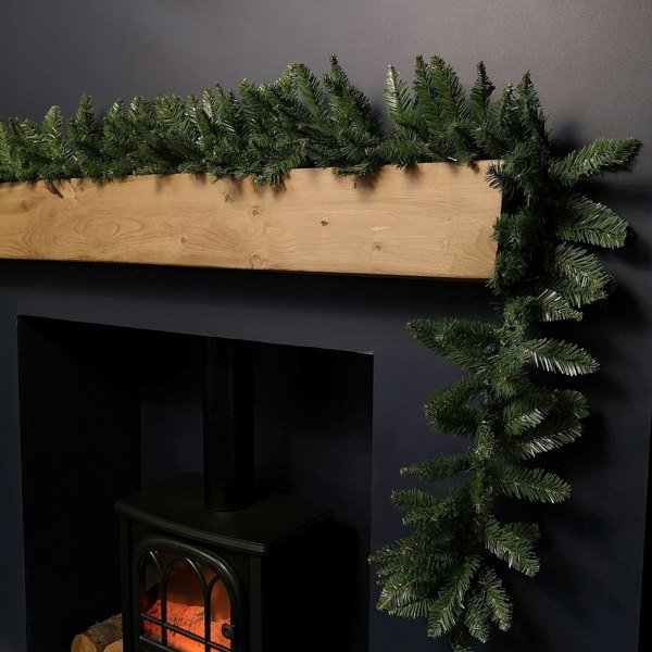 Samuel Alexander 2.7m x 25cm Plain Green Christmas Garland with 200 Bullet Tips