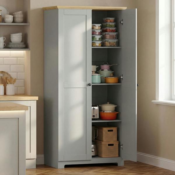 Kitchen Pantry
