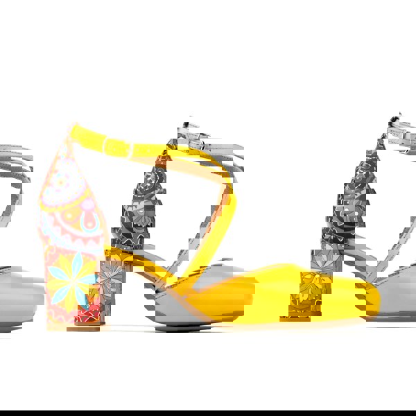 Embassy London Dannii - Yellow Signature - Women's 2.4 inch block heel closed toe leather sandal