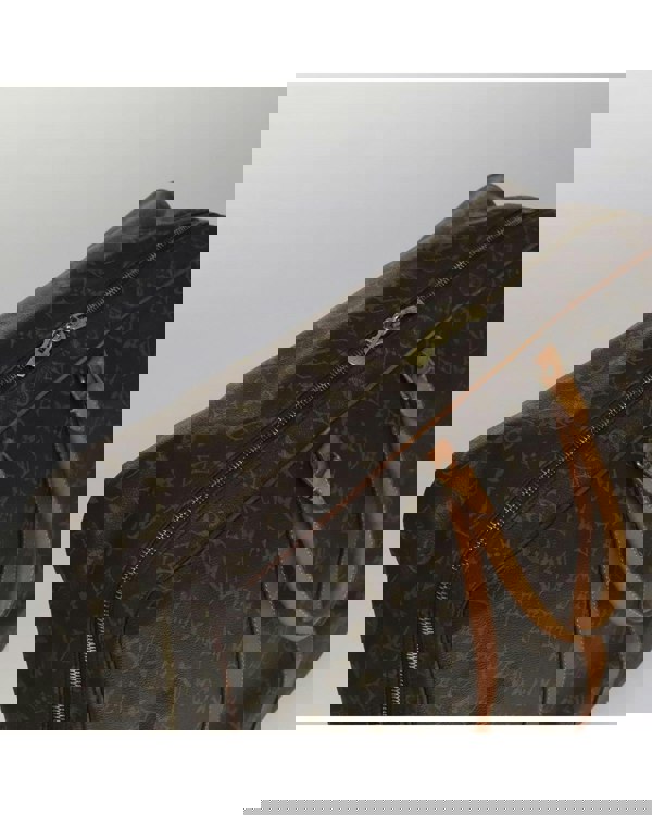 221871865.jpg