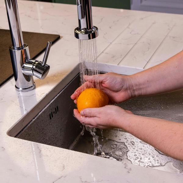 Flode Fjädra | Pull Out Kitchen Sink Mixer Tap | Spring Style Mixer Tap | Chrome | Round Head