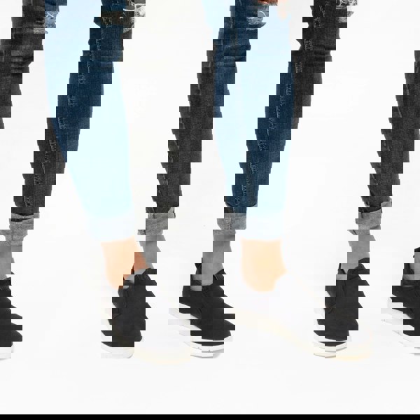 1585566700-40085300.jpg