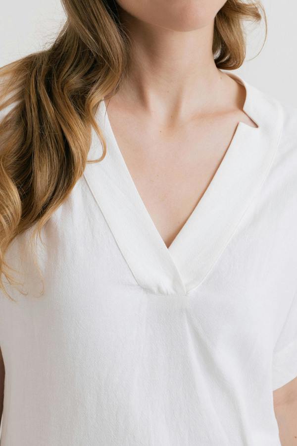 Lily & Me Orchard Linen Blend Shell Top White