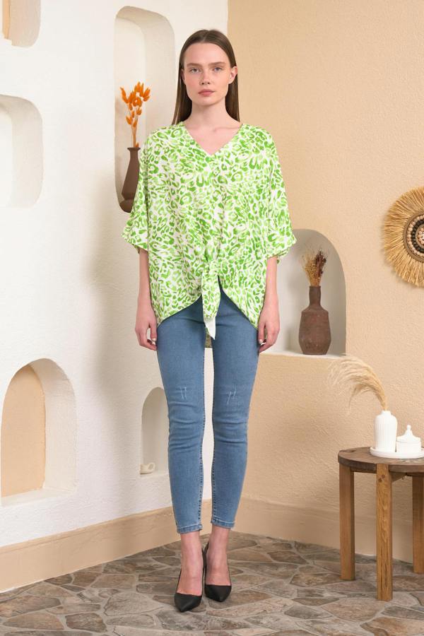 Hoxton Gal Oversized V Neck Leopard Printed Tie Detailed Top with 3/4 Sleeves in Green