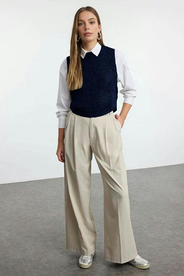 WOVCOR Crop Soft Texture Buttoned Knit Sweater