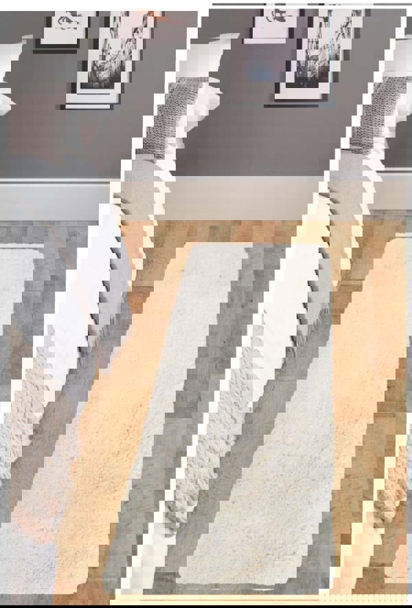 Machine Washable Shaggy Rug Plain Design in White – The Rugs