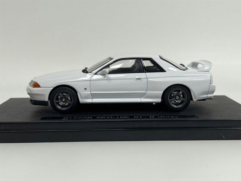 Ebbro Nissan Skyline GTR R32 White 1:43 Scale 760