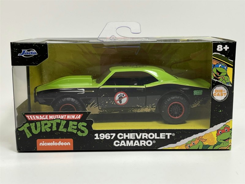 Jada Teenage Mutant Ninja Turtles TMNT 1967 Chevrolet Camaro 1:32 Scale Jada 35665