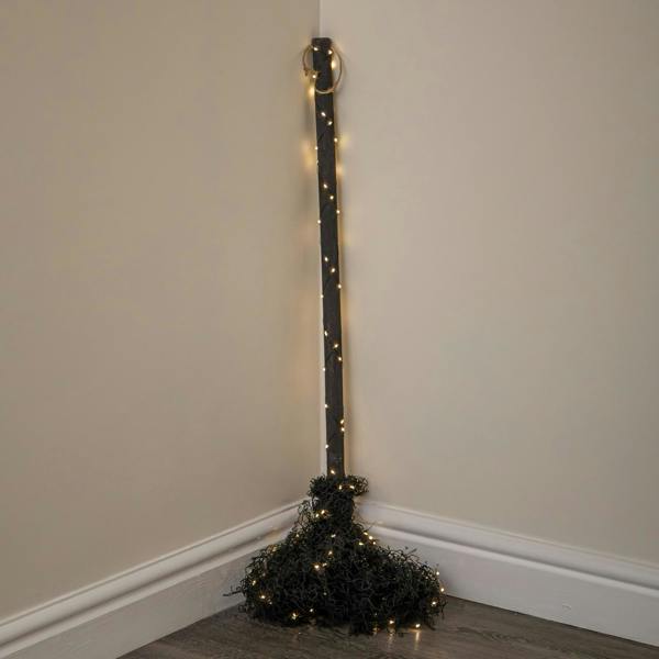 Samuel Alexander 1.1m Battery Powered Light up Halloween Witch's Broomstick with LEDs