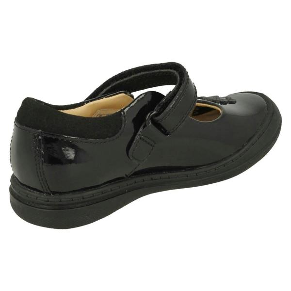 Clarks Girls Clarks Butterfly Detailed School Shoes Scooter Daisy